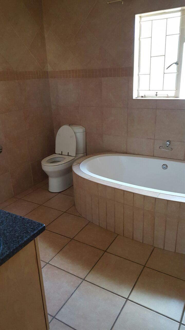 3 Bedroom Property for Sale in Declercqville North West